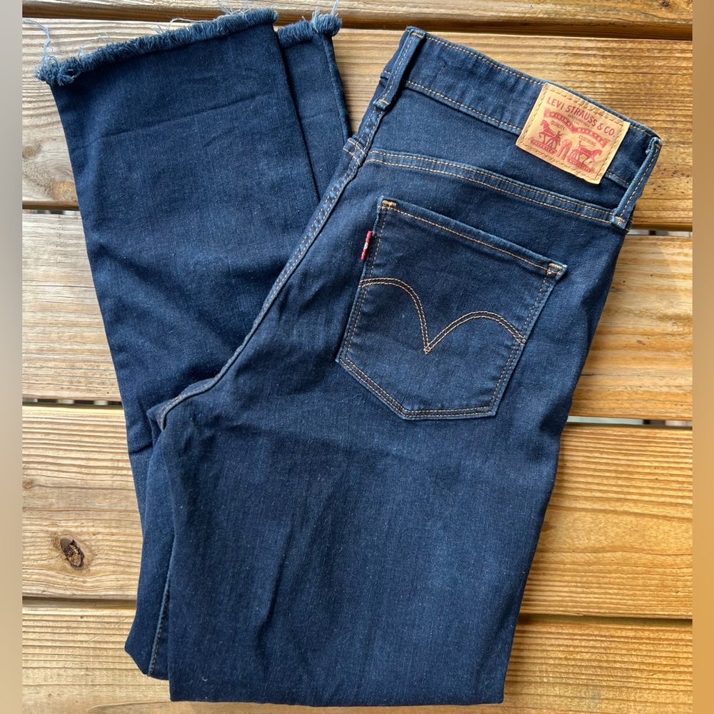 Signature by Levi Strauss Size 10 Mid Rise Denim Skinny Jeans - Picture 4 of 9